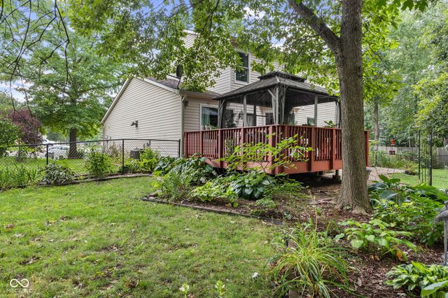 1200 Breaside Court, Greenwood, IN 46143