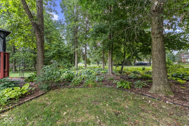 1200 Breaside Court, Greenwood, IN 46143