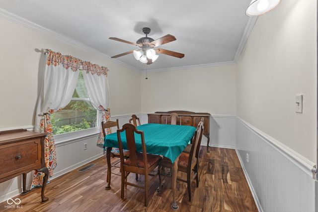 1200 Breaside Court, Greenwood, IN 46143