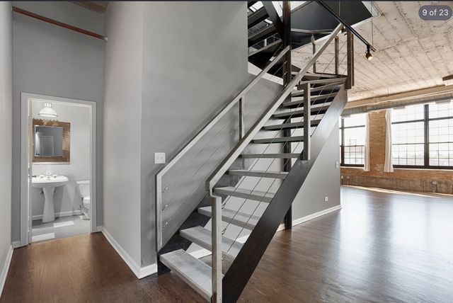 17 N Loomis Street 4H, Chicago, IL 60607