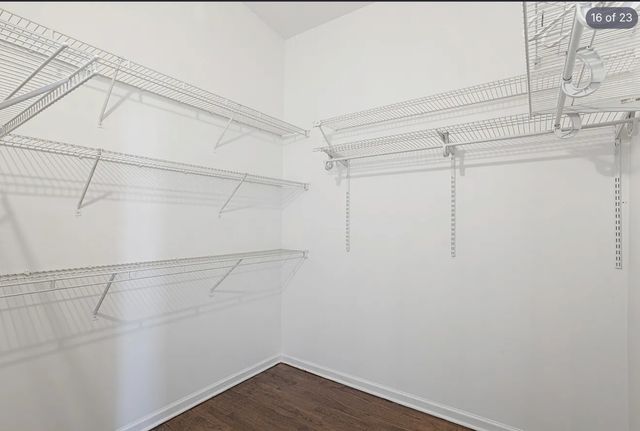 17 N Loomis Street 4H, Chicago, IL 60607