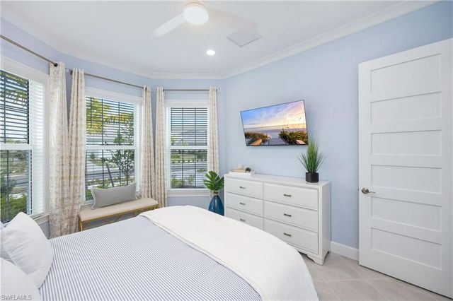 8920 Calypso CT, Naples, FL 34112