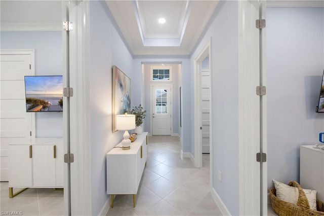 8920 Calypso CT, Naples, FL 34112