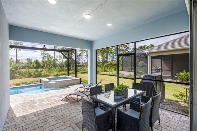 8920 Calypso CT, Naples, FL 34112