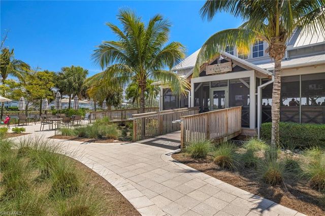 8920 Calypso CT, Naples, FL 34112