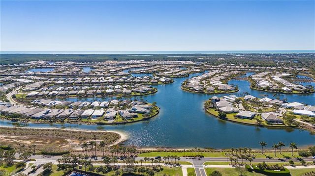 8920 Calypso CT, Naples, FL 34112