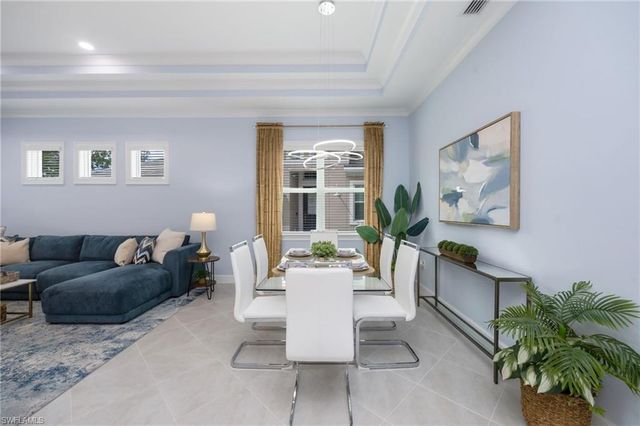 8920 Calypso CT, Naples, FL 34112