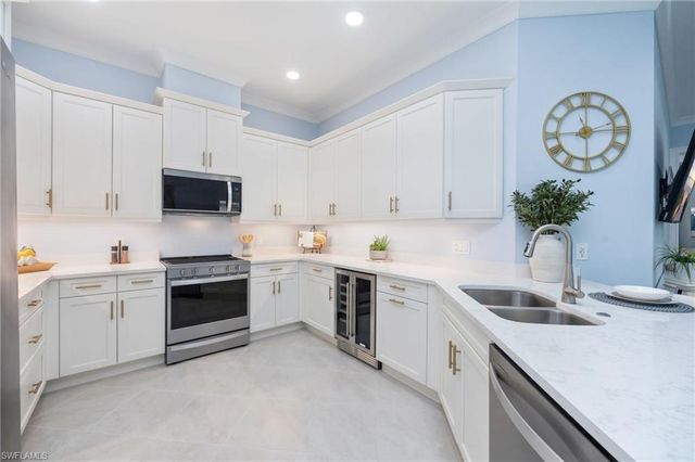 8920 Calypso CT, Naples, FL 34112