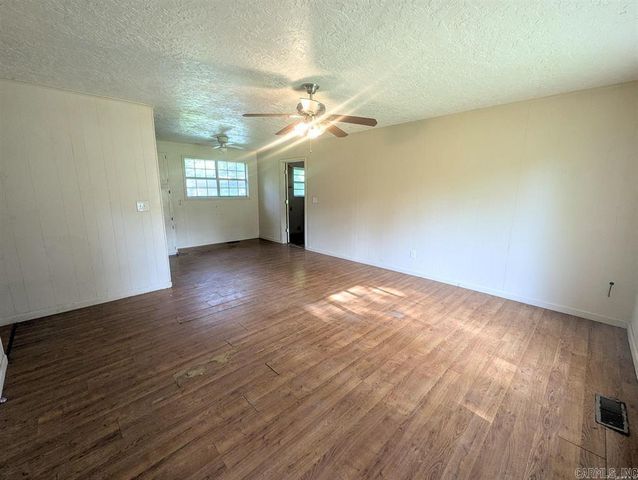 363 Lee Avenue, Piggott, AR 72454