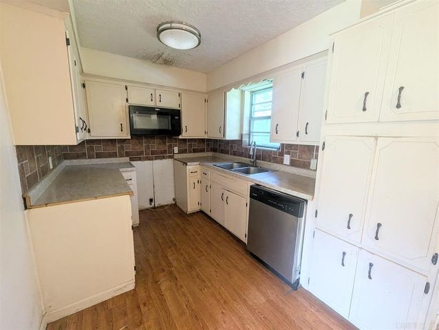 363 Lee Avenue, Piggott, AR 72454