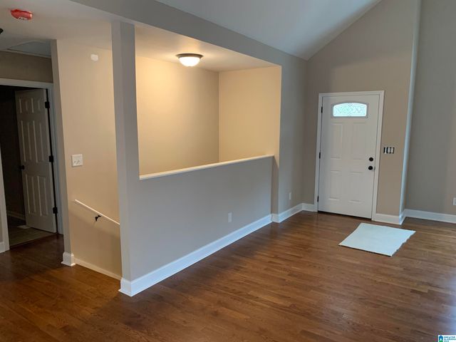 801 LAKESHORE CIRCLE, Warrior, AL 35180