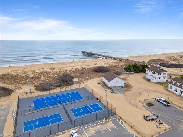 3738 Sandpiper Rd Apt 231B, Virginia Beach, VA 23456