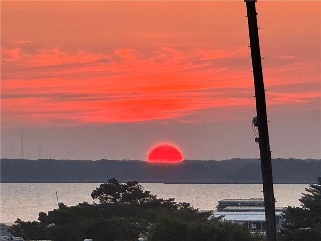 3738 Sandpiper Rd Apt 231B, Virginia Beach, VA 23456