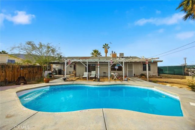 7725 Sahara, 29 Palms, CA 92277