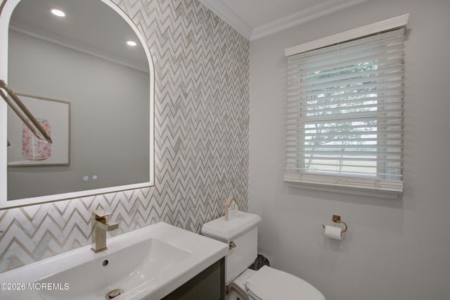 90 Hillside Street, Red Bank, NJ 07701