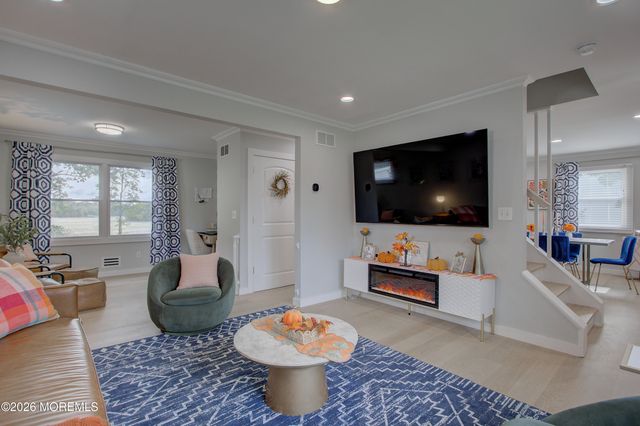 90 Hillside Street, Red Bank, NJ 07701