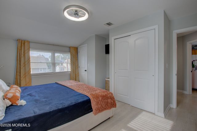 90 Hillside Street, Red Bank, NJ 07701