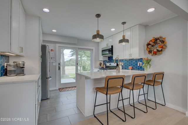 90 Hillside Street, Red Bank, NJ 07701