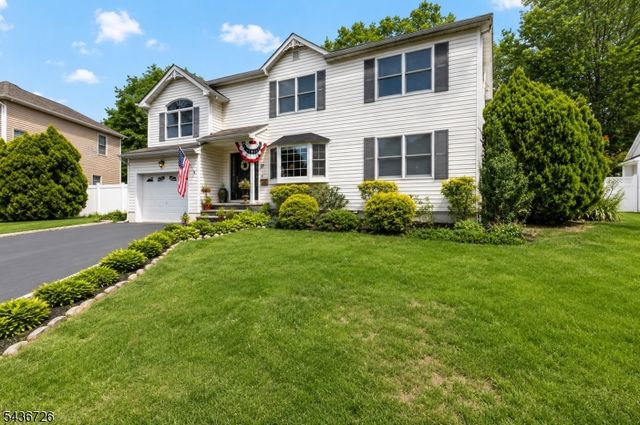 37 HALL DRIVE, Clark Twp., NJ 07066