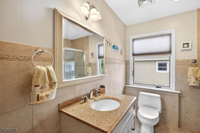 37 HALL DRIVE, Clark Twp., NJ 07066