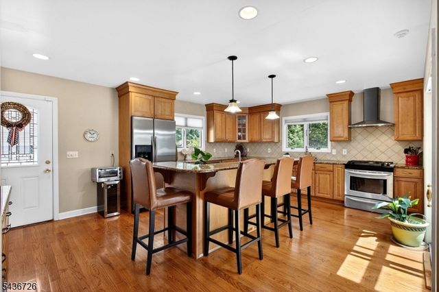 37 HALL DRIVE, Clark Twp., NJ 07066