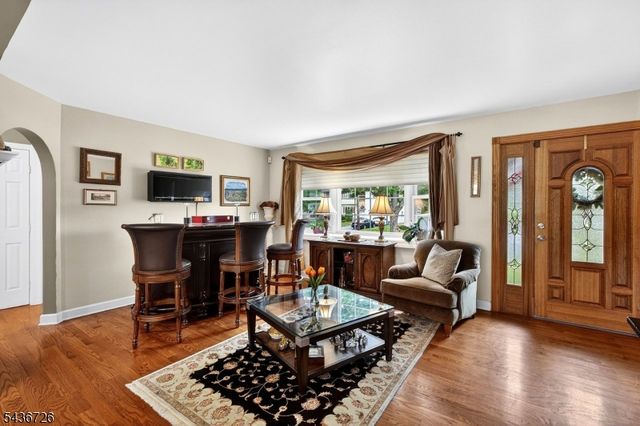 37 HALL DRIVE, Clark Twp., NJ 07066