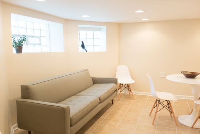 3229 W Dickens Avenue, Chicago, IL 60647