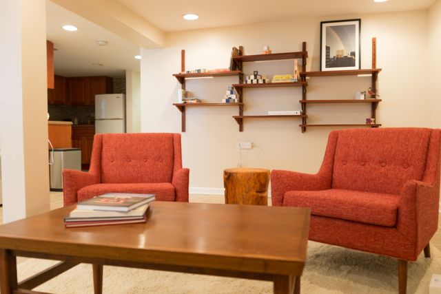 3229 W Dickens Avenue, Chicago, IL 60647