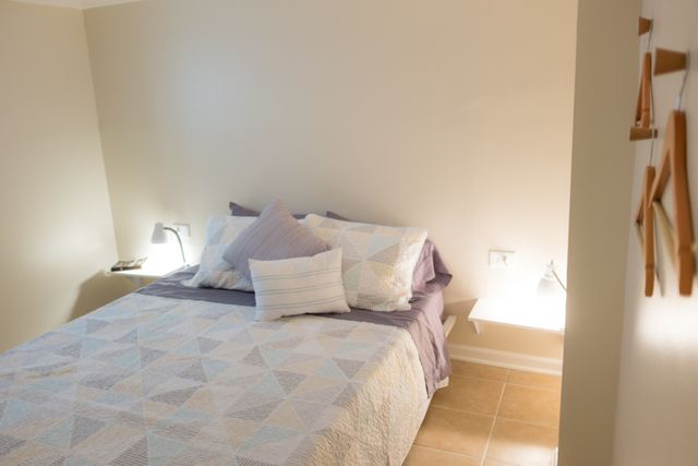 3229 W Dickens Avenue, Chicago, IL 60647