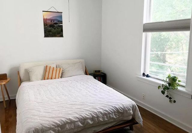 3229 W Dickens Avenue, Chicago, IL 60647