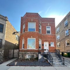 3229 W Dickens Avenue, Chicago, IL 60647