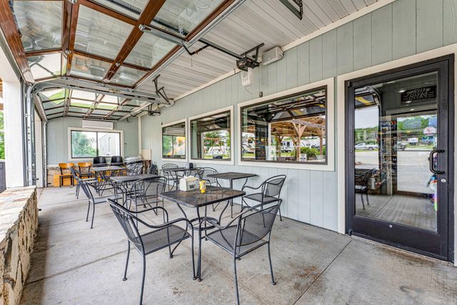 3151 State Hwy Yy, Shell Knob, MO 65747