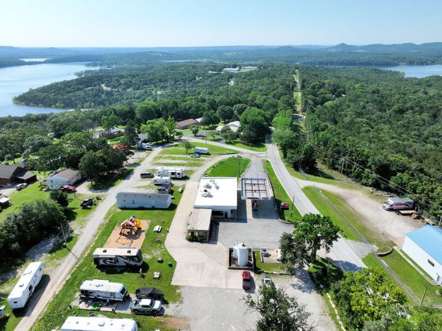 3151 State Hwy Yy, Shell Knob, MO 65747