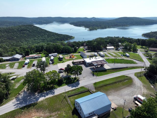 3151 State Hwy Yy, Shell Knob, MO 65747