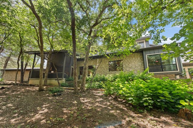 613 Armadillo Court, Cedar Hill, TX 75104