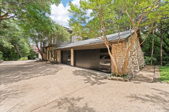 613 Armadillo Court, Cedar Hill, TX 75104