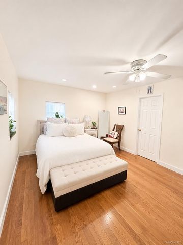 110 Roosevelt Avenue, Inwood, NY 11096