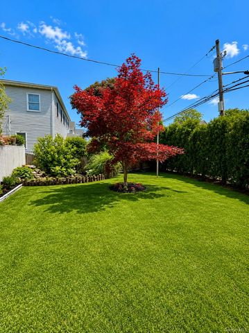110 Roosevelt Avenue, Inwood, NY 11096