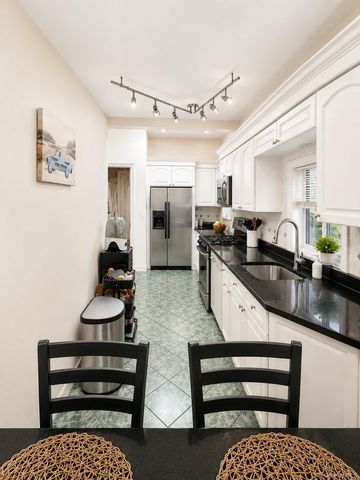 110 Roosevelt Avenue, Inwood, NY 11096