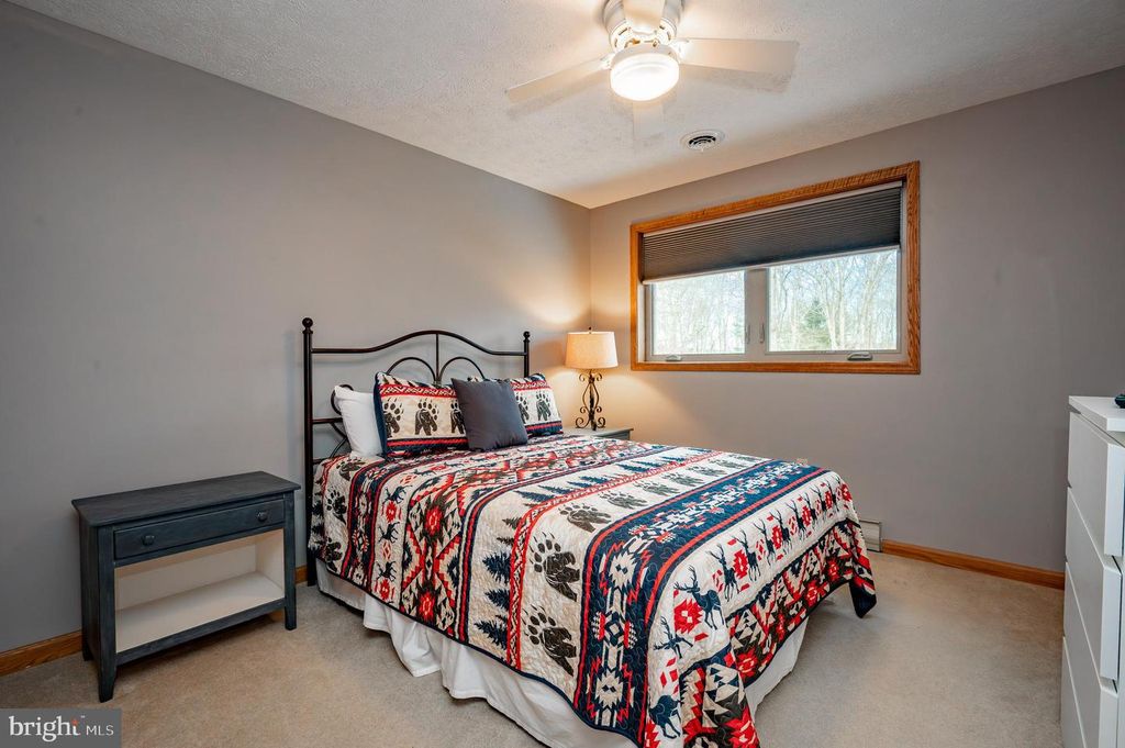 Image 27 of property listing at 62 MIDDLETON RD, Oakland, MD 21550