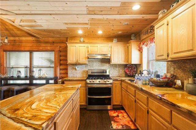 9569 E Avenue Y8, Littlerock, CA 93543