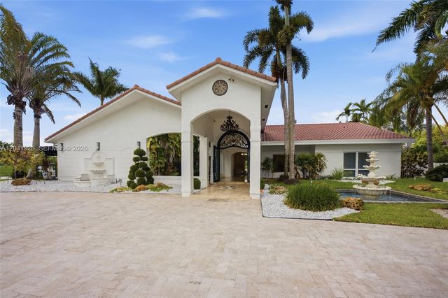 16170 Saddle Ln, Weston, FL 33326