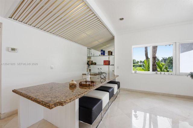 16170 Saddle Ln, Weston, FL 33326