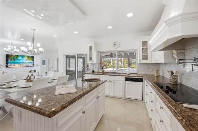 16170 Saddle Ln, Weston, FL 33326
