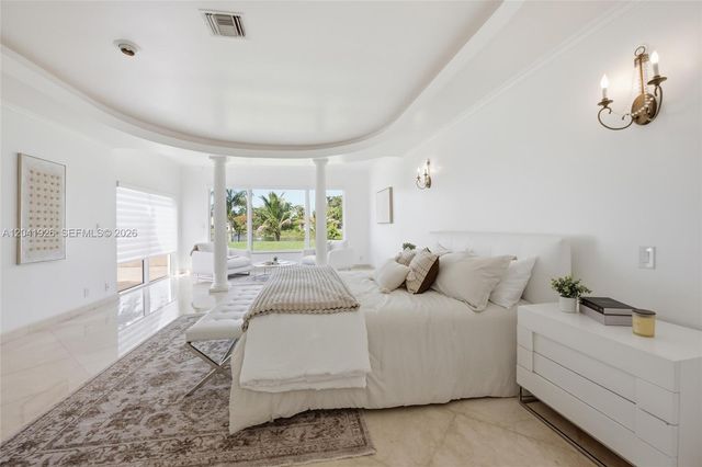 16170 Saddle Ln, Weston, FL 33326