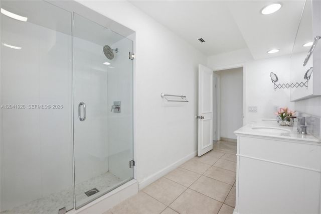 16170 Saddle Ln, Weston, FL 33326