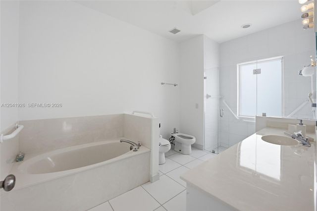 16170 Saddle Ln, Weston, FL 33326