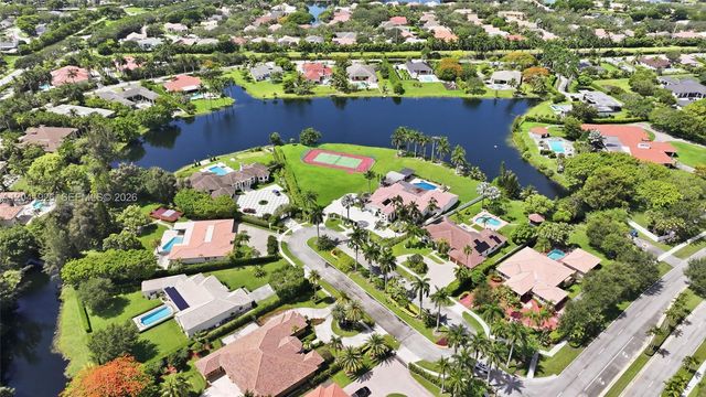 16170 Saddle Ln, Weston, FL 33326