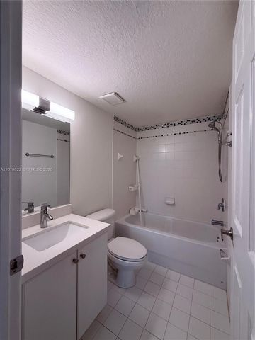 22731 SW 88th Pl 205, Cutler Bay, FL 33190