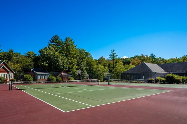 17 White Pine Knl 17, Westford, MA 01886